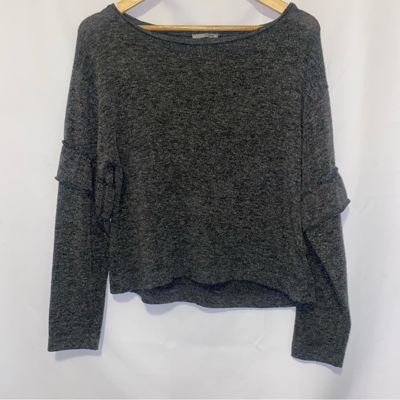 Zara Charcoal Gray Ruffled Cozy Boxy Pullover Long-sleeved Sweater Size Small - Picture 2 of 7